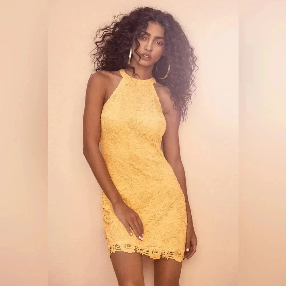 Lulus Love Poem Yellow Lace Eyelet Mini Dress Halter Neck size M - lined - Picture 16 of 16